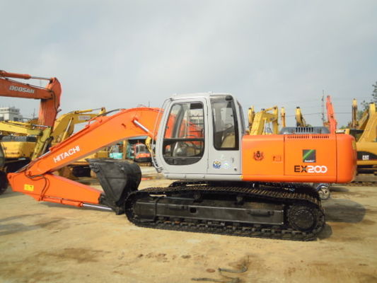 6.5L lo spostamento Giappone Hitachi EX200-5 ha utilizzato l'escavatore del cingolo fornitore