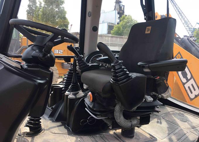 secchio 1m3 2011 rullo compressore della seconda mano del JCB 3CX di anno 72kw 2